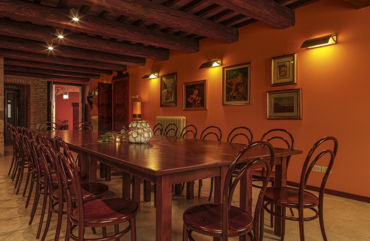 Bed and Breakfast Il Cortile Segreto San Severino Marche Esterno foto